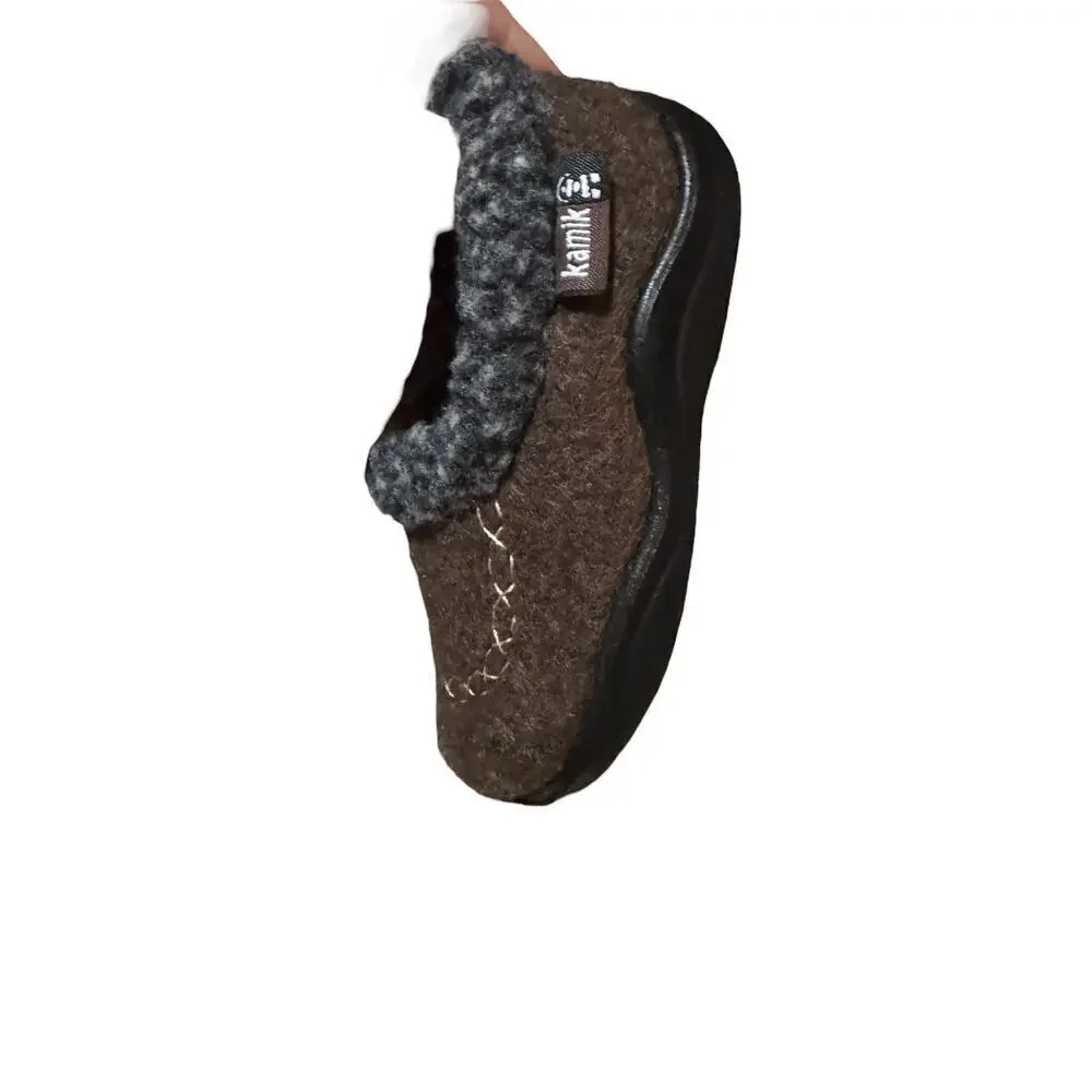 NWT Infant House Shoes Size 7